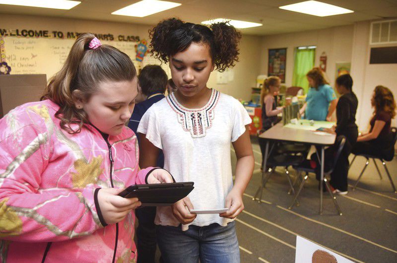 Oak Hill middle school students use STEAM initiatives to act out scenes from classic story